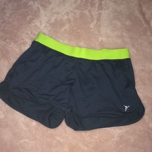 Old Navy Active shorts